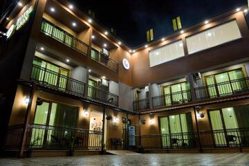 Фотографии Отель Hotel Lion г. Уреки (Грузия) №1 Фото Отель Hotel Lion г. Уреки 1