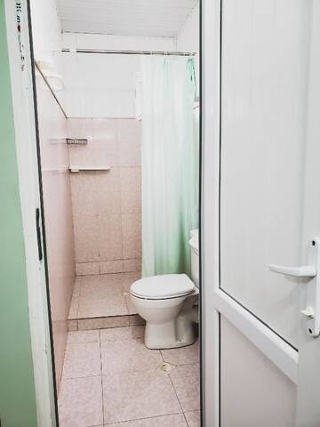 Фото номера Стандартный трехместный номер с видом на море Гостевой дом Ureki House г. Уреки 15