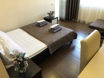 Фото номера Стандартный двухместный номер с 1 кроватью Отель GNS Hotel г. Уреки 5