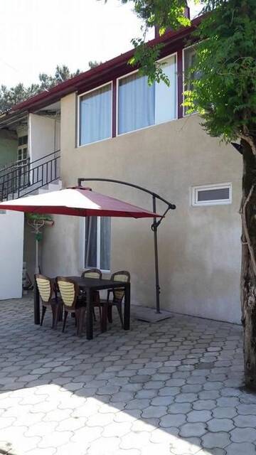 Фото номера Стандартный трехместный номер с видом на море Гостевой дом Ureki GuestHouse г. Уреки 39