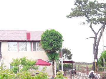 Фото номера Стандартный семейный номер Гостевой дом Ureki GuestHouse г. Уреки 5