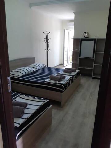 Фото номера Стандартный трехместный номер с видом на море Гостевой дом Ureki GuestHouse г. Уреки 48