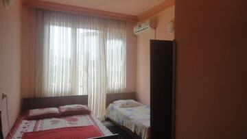Фото номера Номер-студио с балконом Отель Hotel Beka г. Уреки 2