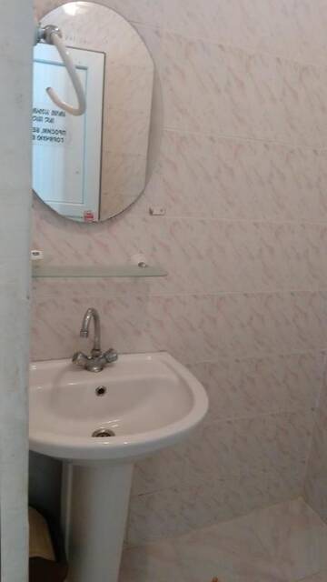 Фото номера Четырехместный номер с видом на море Отель Hotel Beka г. Уреки 7