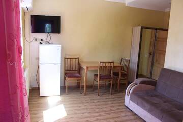 Фото номера Роскошный четырехместный номер Отель Hotel Evrazia г. Уреки 3