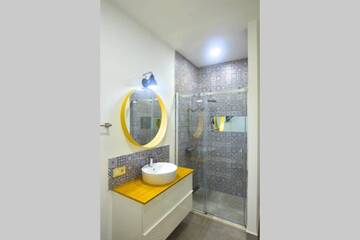 Фото номера Дом с 3 спальнями Дома для отпуска Kaprovani Brick House 100M to Beach г. Уреки 56